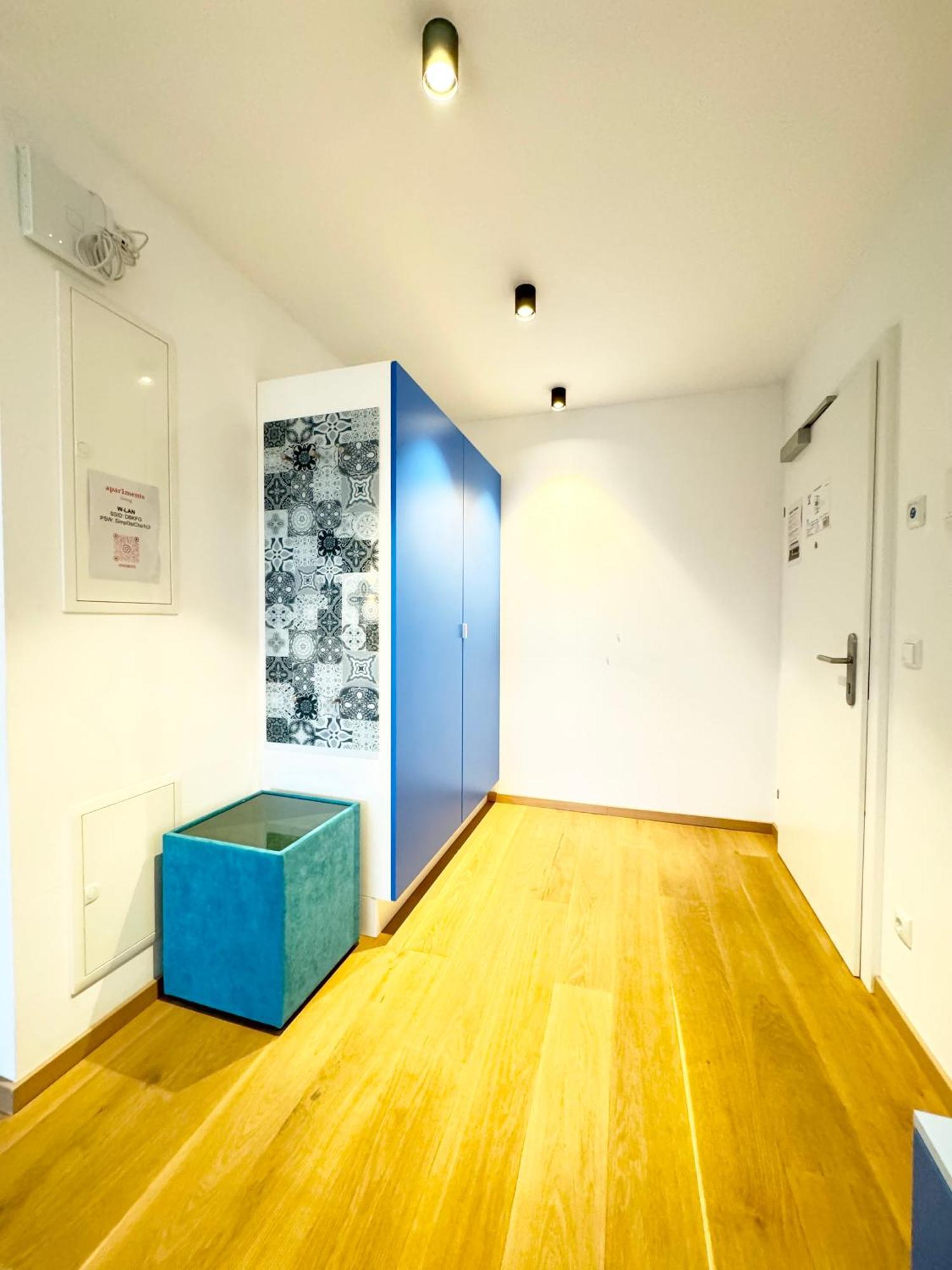 Wohnung Mit Terrasse + Parkplatz Vienna Esterno foto